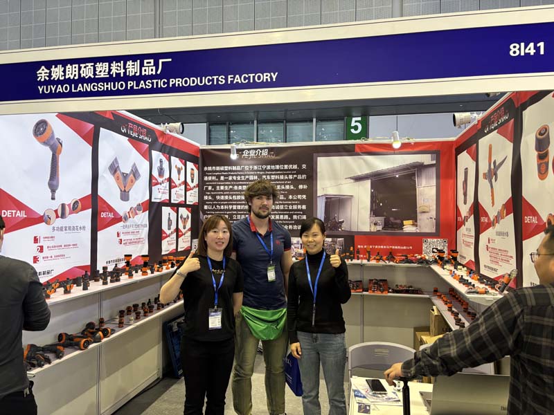 ตัวเชื่อมต่อ Junnuo เปิดตัวที่ Shanghai Hardware Fair